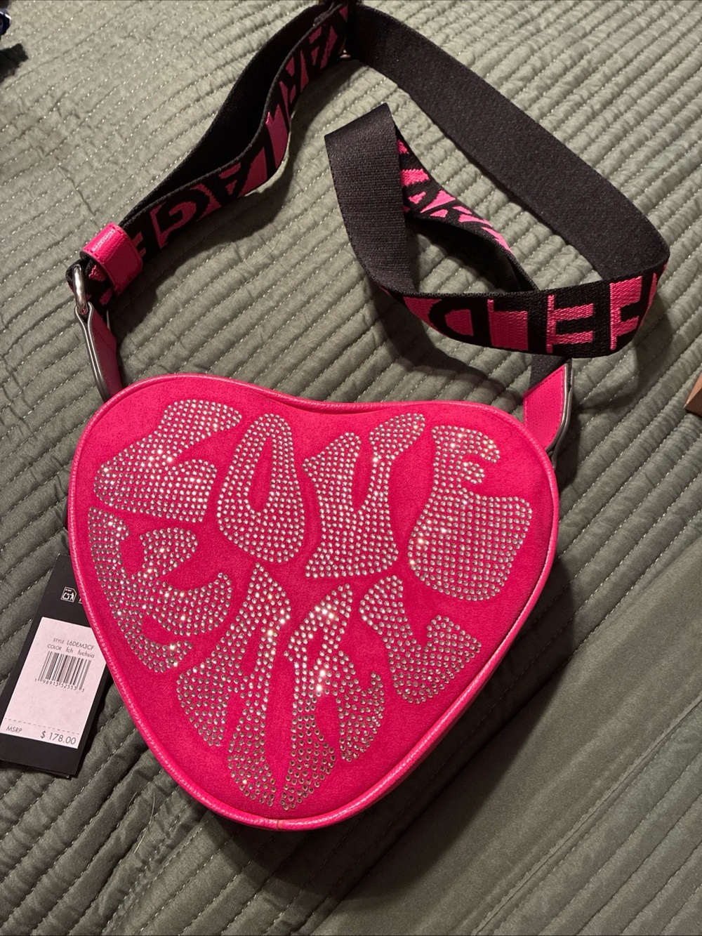 Karl lagerfeld ladies fuchsia heart shape purse